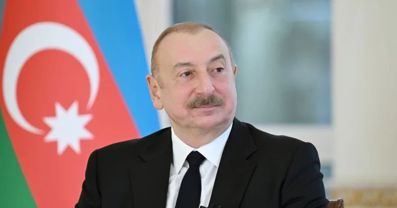 Azərbaycan Prezidentinin Vyetnam Kommunist Partiyası MK nın Baş katibi ilə məhdud tərkibdə görüşü başladı