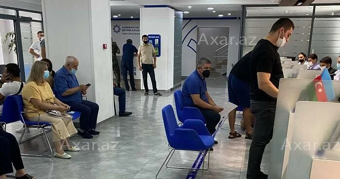 Adınıza kredit götürürlər, bank necə məsuliyyət daşımır?
