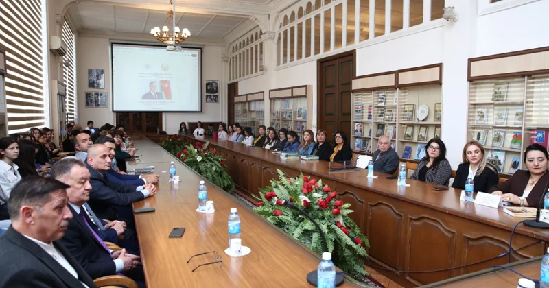 ADPU da tədbir: “Müasir Azərbaycanın memarı Ulu Öndər Heydər Əliyev yaddaşlarda”