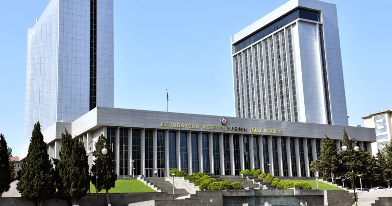 Sabah parlamentin xüsusi iclası olacaq
