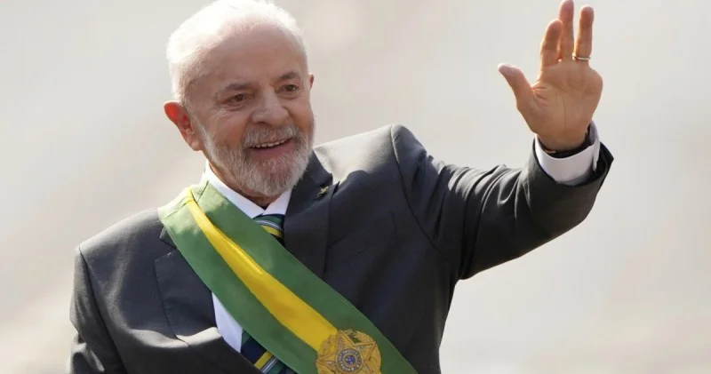Braziliya prezidenti Moskvaya yola düşdü