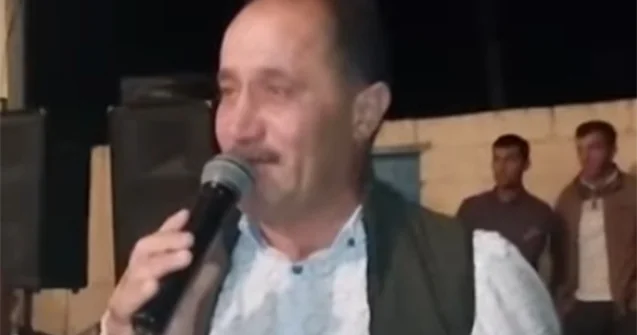 Gitara ifaçısı müğənnini bıçaqladı Toy üstündə dava Foto