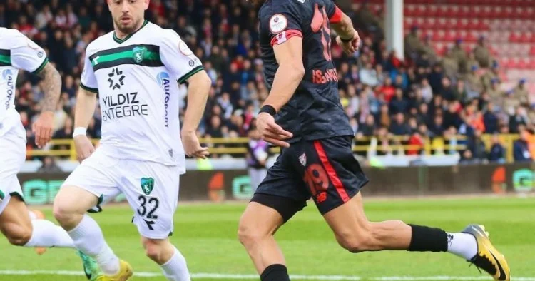 Bayer in sabiq hücumçusu azərbaycanlı futbolçunu komandasında görmək istəyir