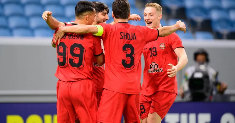 “Traktor”u çempion edən futbolçuların neçəsi Təbrizdəndi?