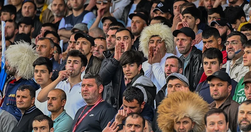 Gerçək fanat, yoxsa bir oyunluq qəhrəman?