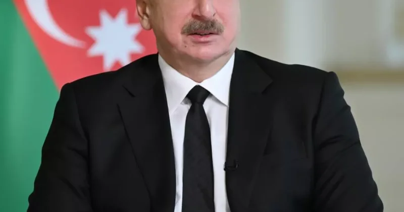 Началась встреча Алиева c То Ламом в узком составе