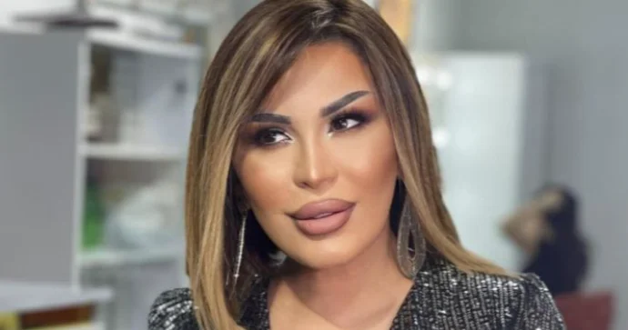 Müğənni Ülviyyə Namazova özünə bahalı avtomobil aldı