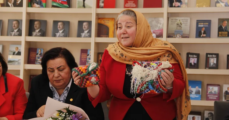 Naxçıvanda kitabların təqdimatı