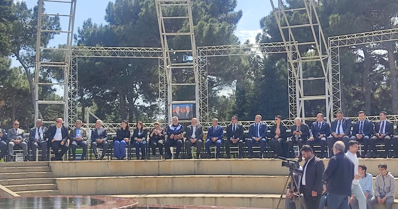 Suraxanı rayonunda Ulu Öndərin 102 illiyi ilə bağlı tədbir keçirilir