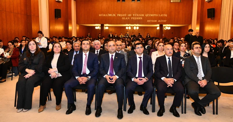 ADNSU da “Heydər Əliyev və Azərbaycanın Suverenlik Yolu” mövzusunda tədbir keçirilib FOTOLAR