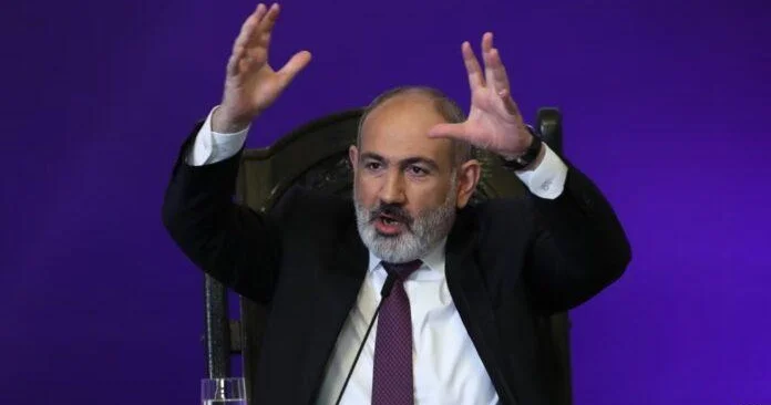 “Siz üçünüz, mən tək” Paşinyan