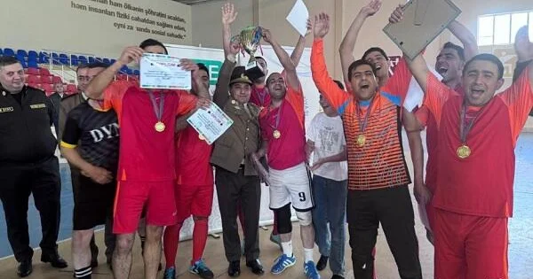 FHN in komandası futzal çempionatının qalibi oldu