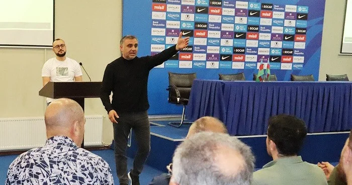 Minifutbol turnirinin püşkü atılıb FOTO