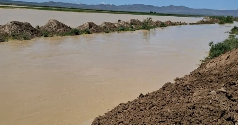 В результате обильных осадков в Азербайджане повысился уровень воды в реках