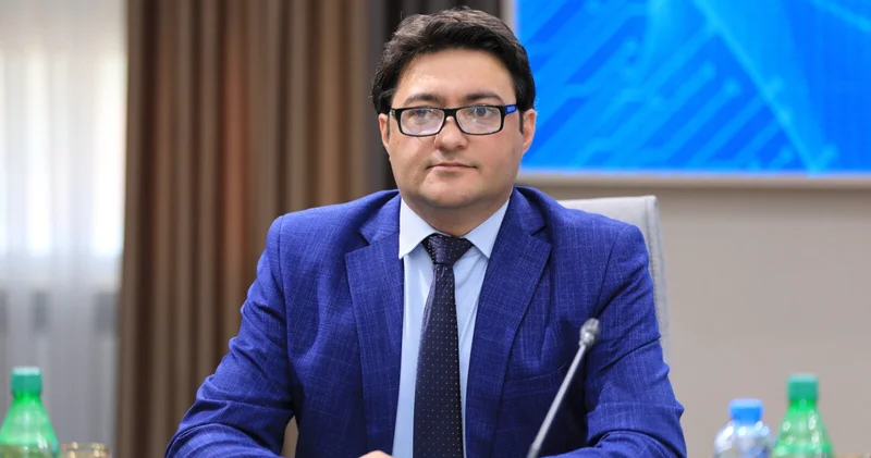 Paşinyan öncə öz xalqı ilə müqavilə bağlamalıdır