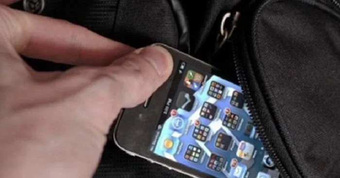 Bakıda mobil telefon oğurlayan şəxslər saxlanıldı