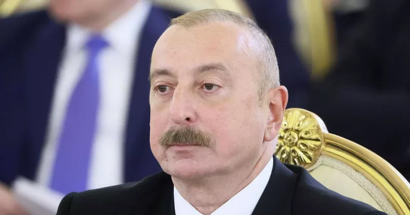 Алиев подписал указ об обеспечении промпарков зеленой электроэнергией