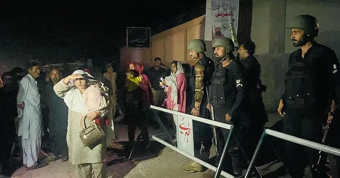 Hindistan Pakistanda 4, Kəşmirdə 5 əraziyə ballistik raketlər atıb: 8 ölü, 35 yaralı