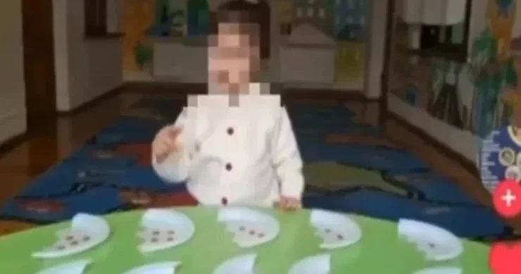 После скандального видео воспитательницу частного сада в Гяндже уволили ВИДЕО