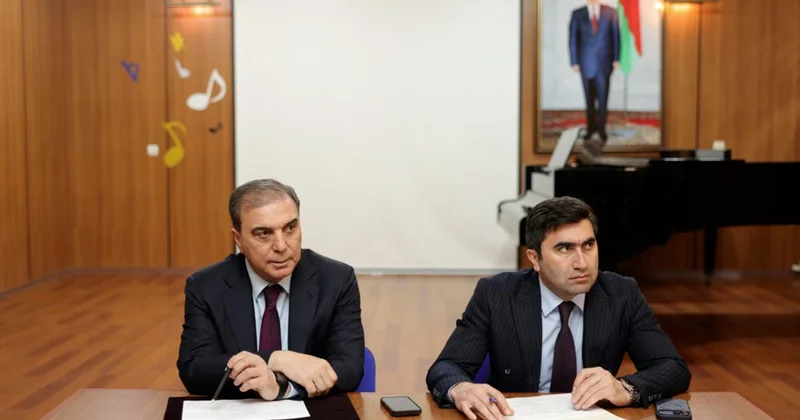Niyazi Bayramov vətəndaşlarla növbəti səyyar görüş keçirib Fotolar