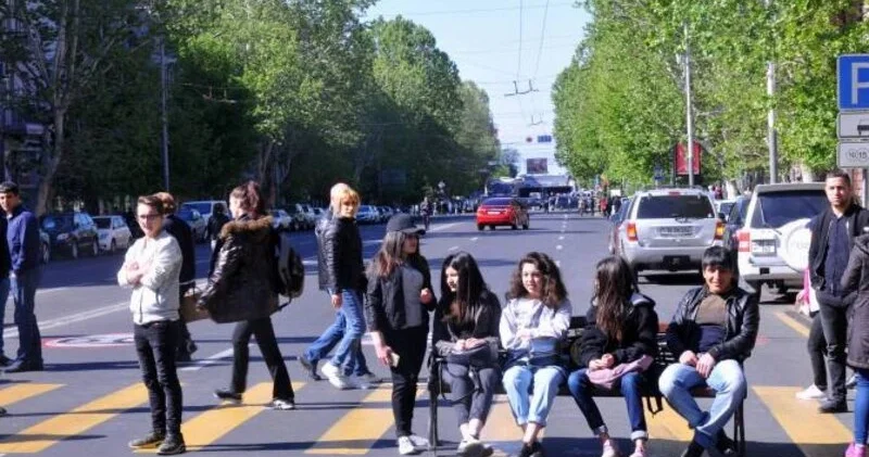Azərbaycanlılar İrəvanda sərbəst dolaşırlar Petrosyan