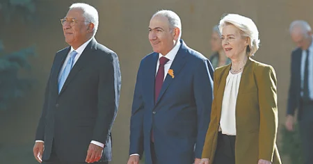 Avropayönlü inqilab, yoxsa “kiçik bacı” statusu? RAKURS
