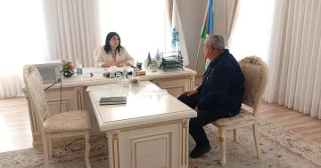 Milli Məclisin deputatı Elnarə Akimova seçiciləri ilə görüşüb