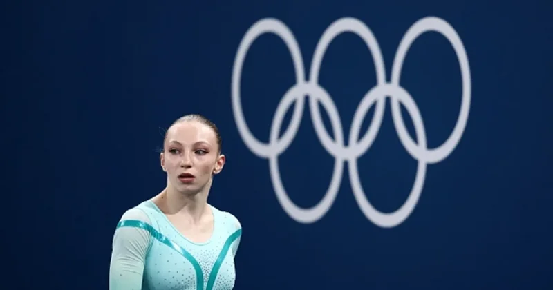 Rumıniyalı Olimpiya medalçısı üçün üzücü xəbər Yarışlardan kənarlaşdırıldı