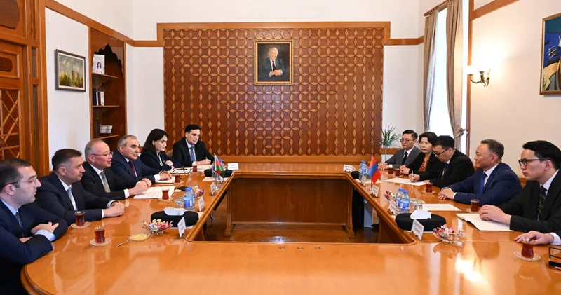 Monqolustanın Baş prokuroru Azərbaycanın Konstitusiya Məhkəməsində...