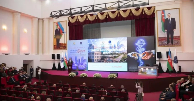 ATU da “Sağlamlıq və Texnologiyanın Zirvəsi” adlı konfrans keçirilib