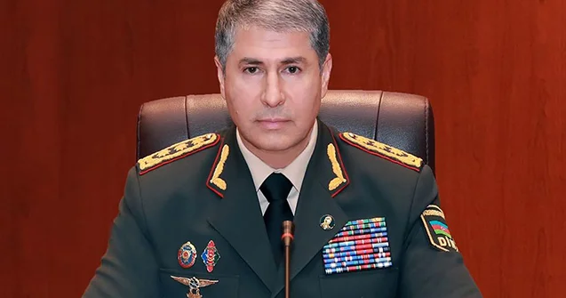 Vilayət Eyvazov sıra baxışı keçirəcək