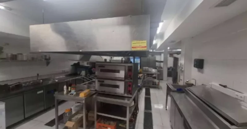 В одном из ресторанов Баку в мясе нашли ДНК лошади ФОТО