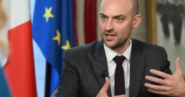 67 məscid dağıdılarkən Fransa harada idi? Deputat