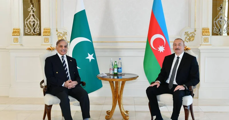 Prezident İlham Əliyev ilə Şahbaz Şərif arasında telefon danışığı olub