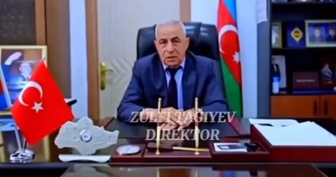 Bərdədə bayrağımıza hörmətsizlik: Tərs asıldı (VİDEO)