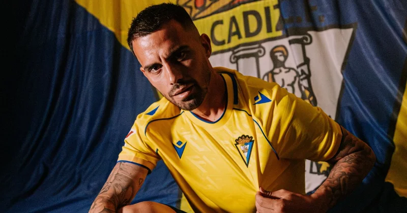 Liverpul un sabiq futbolçusu Sequnda klubunda RƏSMİ