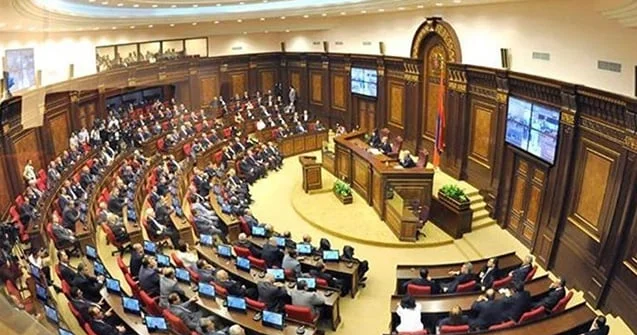 Ermənistanda parlament seçkiləri bu tarixdə keçiriləcək