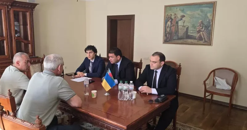 В Ивано Франковске работает выездное консульство Азербайджана