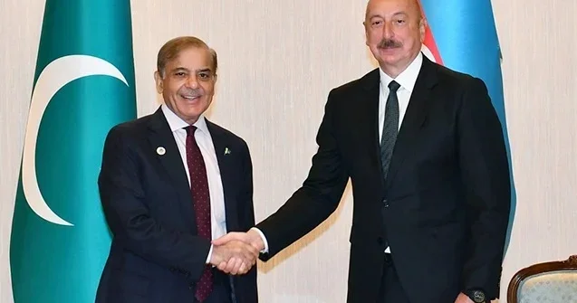 Prezident Şahbaz Şəriflə danışdı