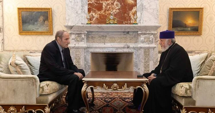 Ter Petrosyan II Qaregini dəstəklədi Paşinyana qarşı çıxdı