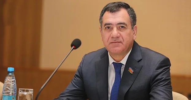 Deputat: Ukraynanı yalnız ABŞ xalqının Trampa qarşı qalxması xilas edə bilər