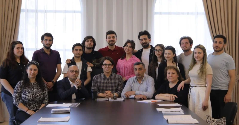 Gəncə Dövlət Dram Teatrında yeni tamaşanın məşqlərinə başlanıldı FOTOLAR