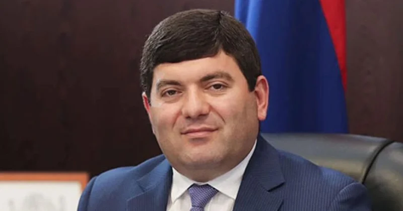 Пашиняну нашли соперника