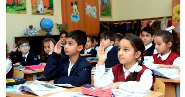Şagirdlərin yerdəyişməsi müvəqqəti dayandırılır