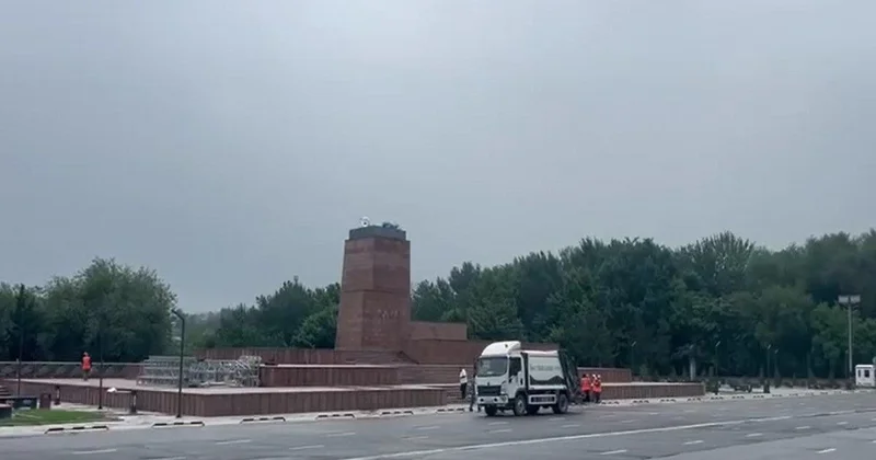 В Оше демонтировали самый высокий в мире памятник Ленину