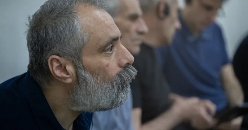 Azərbaycanın vaxtilə işğal altında olan ərazilərində “parad” üçün silahların Ermənistandan gətirildiyi etiraf edilib