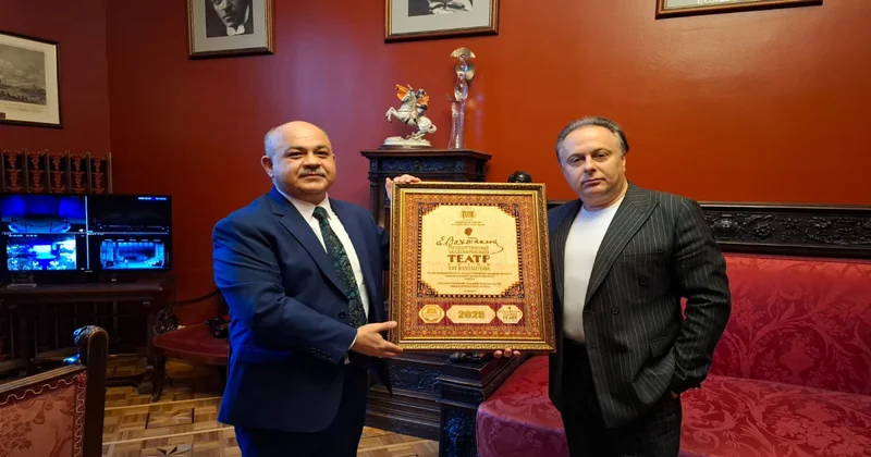 Azərbaycan nümayəndə heyəti Beynəlxalq Teatr Festivalında