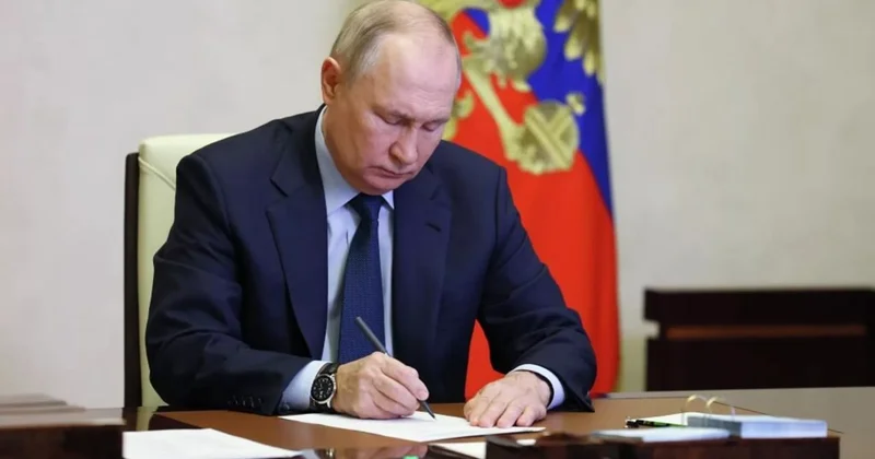 Rusiyada azyaşlılara enerji içkiləri satılmayacaq Putin İMZALADI