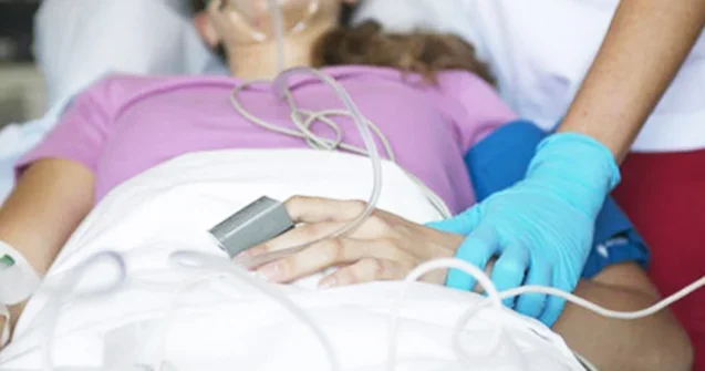 Üç övladından sonra özü də 28 yaşında vəfat etdi