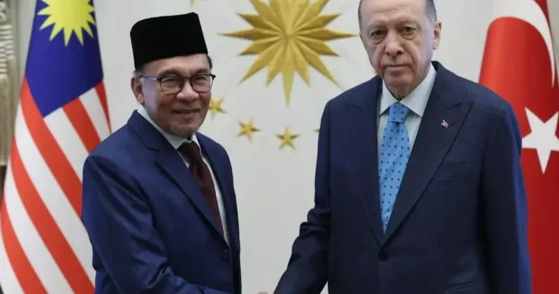 Ərdoğan Malayziyanın Baş naziri ilə regional məsələləri müzakirə edib